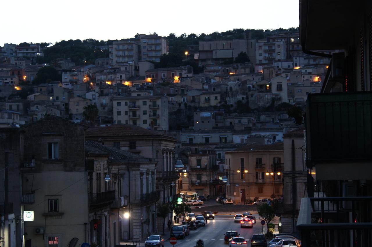 Il Barocco Bed & Breakfast Modica Bagian luar foto