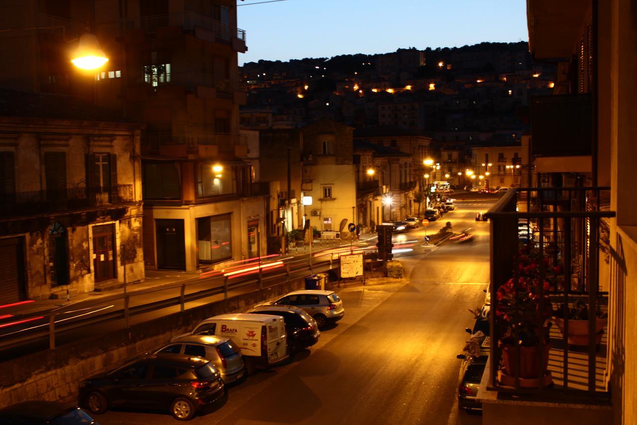 Il Barocco Bed & Breakfast Modica Bagian luar foto